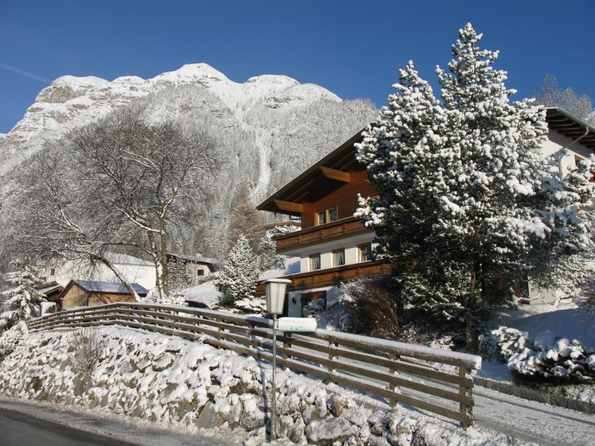 Haus Mader Hotel Trins Exterior foto