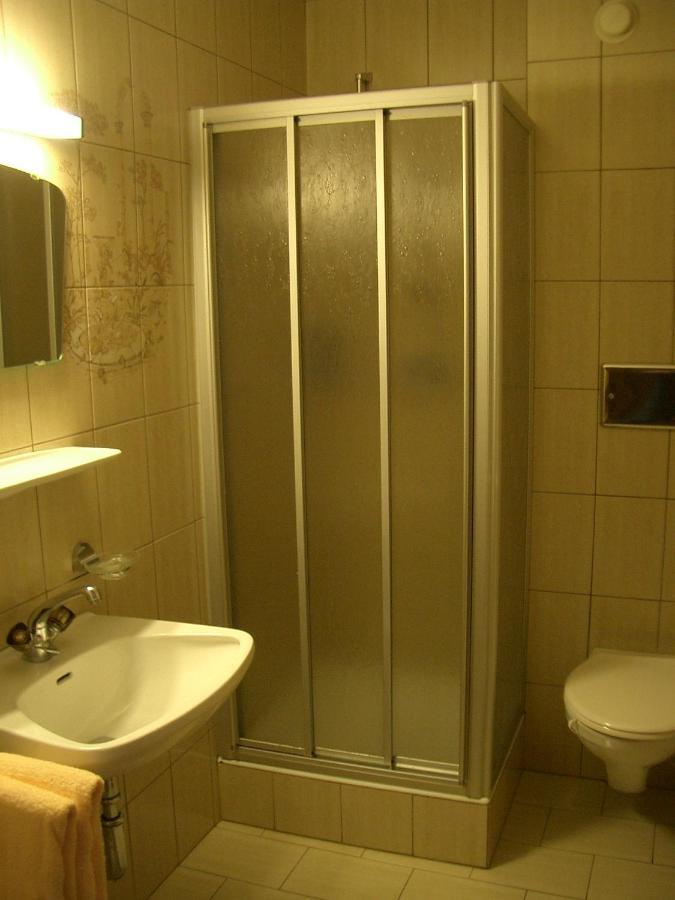 Haus Mader Hotel Trins Habitación foto